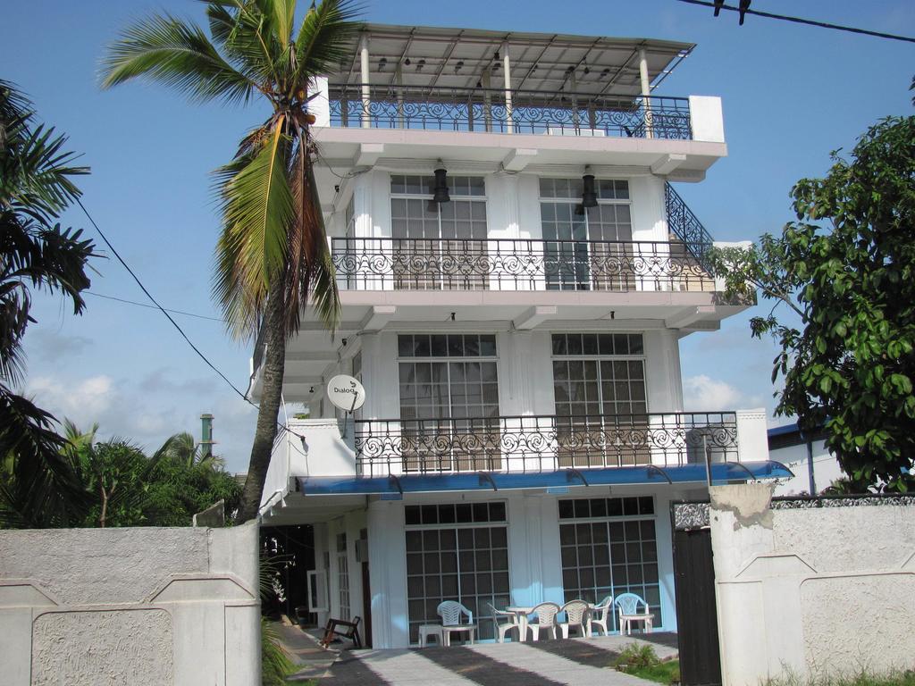 White House Apartment Wattala Luaran gambar