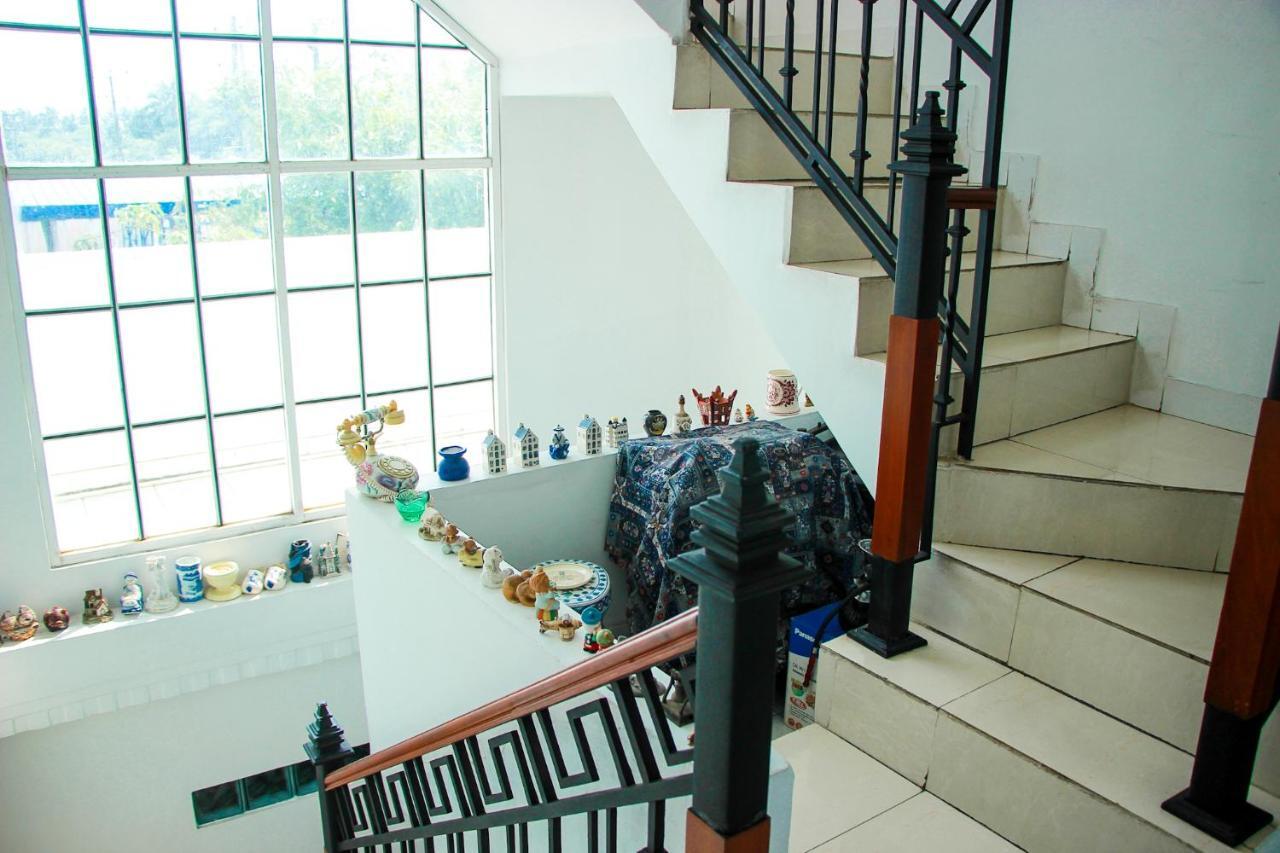 White House Apartment Wattala Luaran gambar
