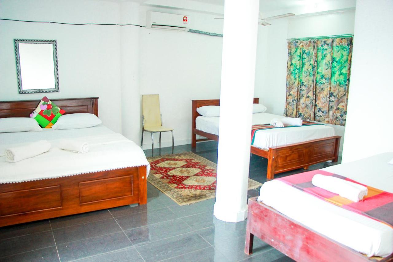 White House Apartment Wattala Luaran gambar