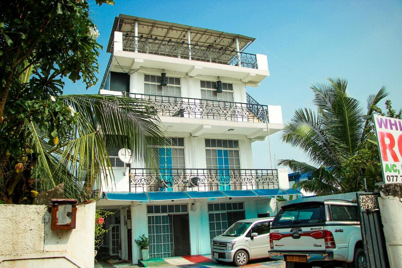 White House Apartment Wattala Luaran gambar